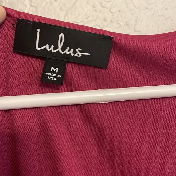 Lulu’s Fushia Midi‎ Sheer V Neck Dress M - Picture 2 of 3